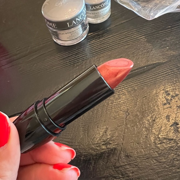 Lancôme makeup bag with products - Picture 2 of 13